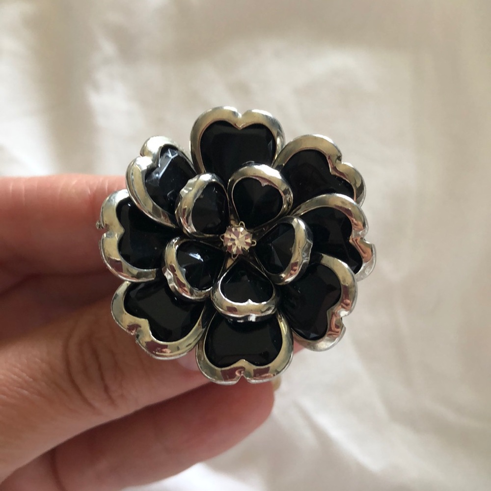 Flower ring - Picture 5 of 6